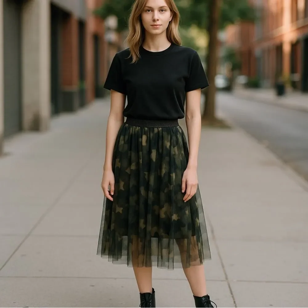 MOLLY BRACKEN Women's Camo Tulle High Rise Midi Skirt Green One Size